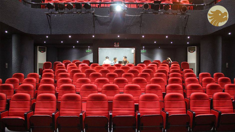 Flamingo-cinema-club-top-rap-chieu-phim-tp-hcm-danaff